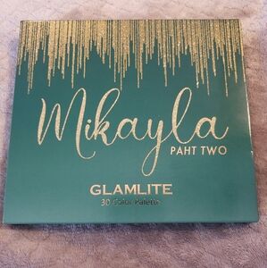 Glamlite Mikayla Paht Two Eyeshadow Palette